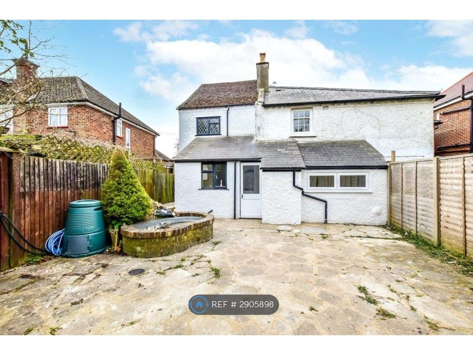 Property photo 2 of 11