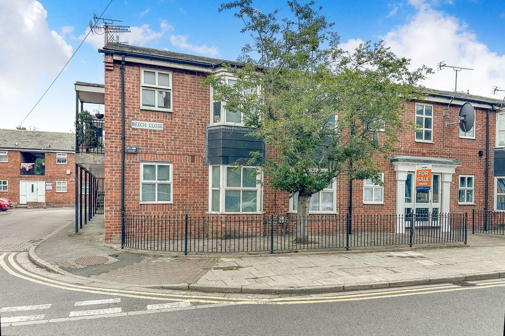 Property photo 1 of 7