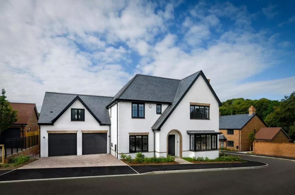 Property photo 1 of 27 4518231