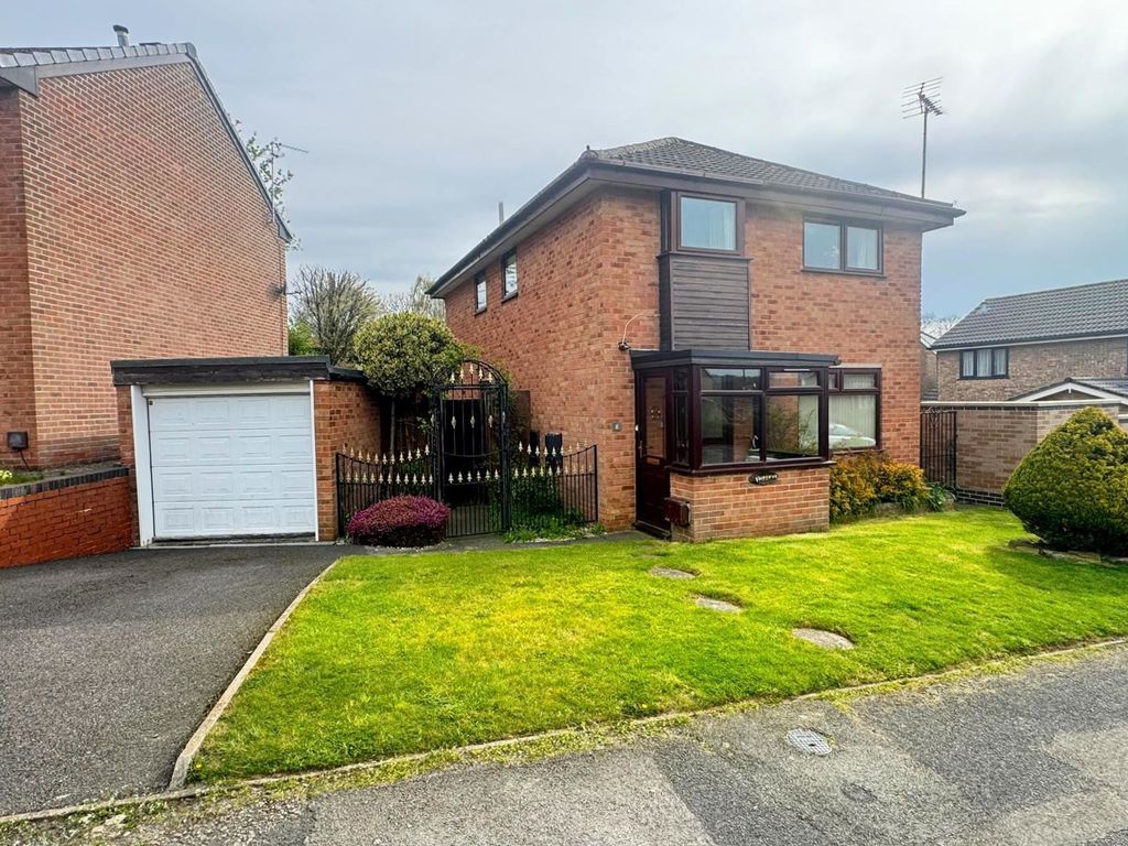 Property photo 1 of 17 Photo 13