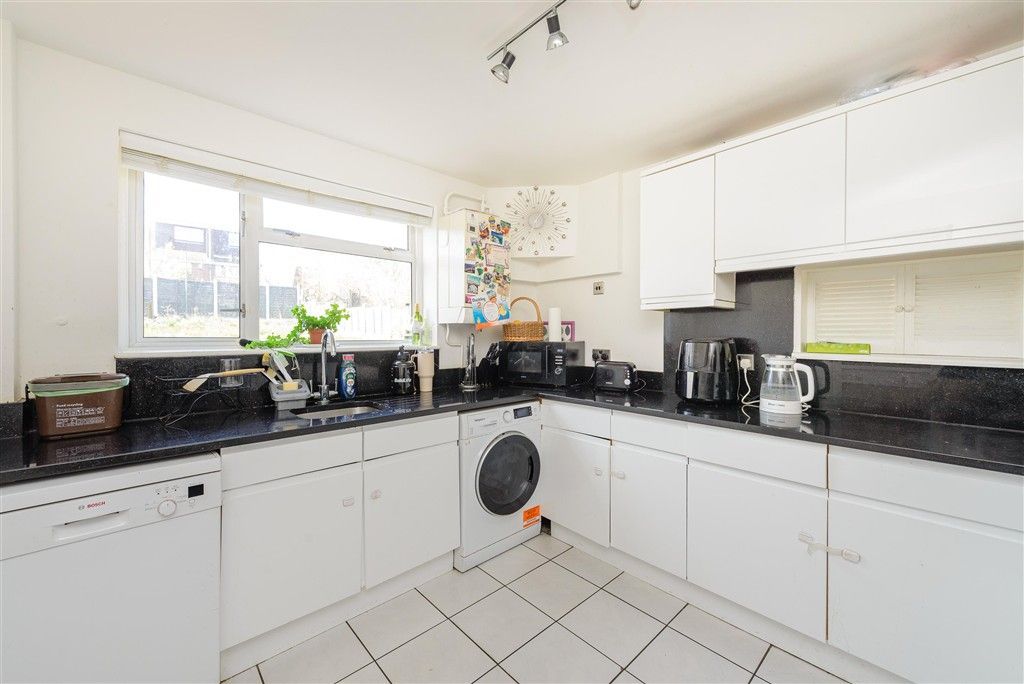 Property photo 1 of 13 Kitchen