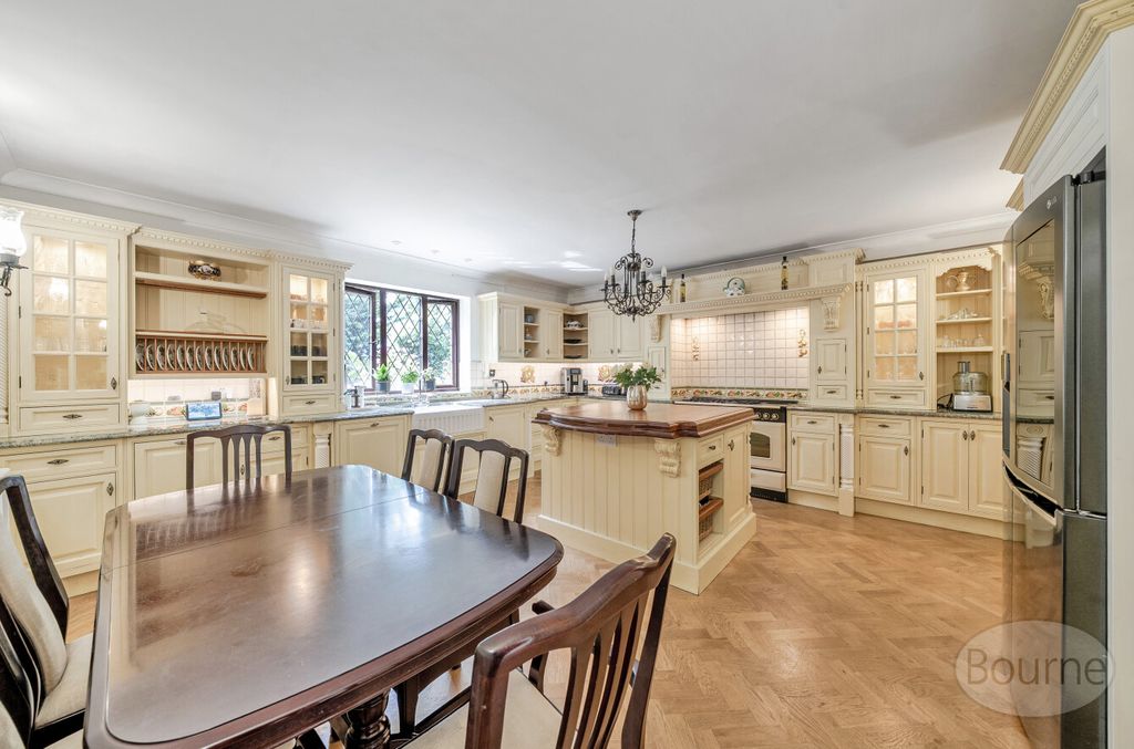 Property photo 2 of 32 B0A92B0E-c98c-44B...