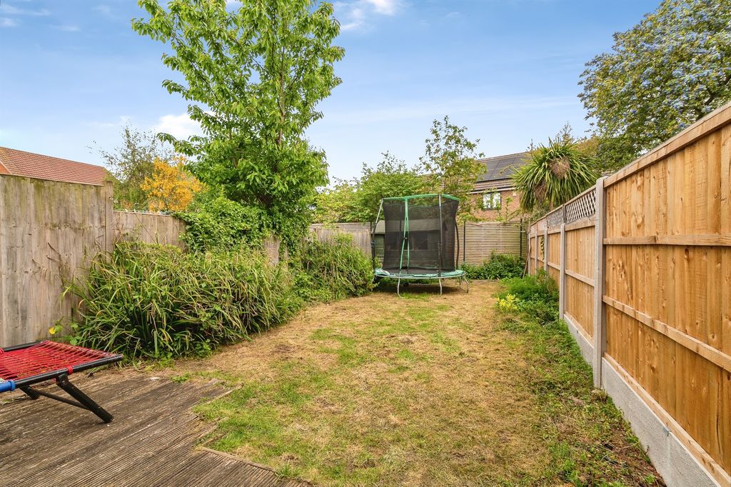 Property photo 3 of 18