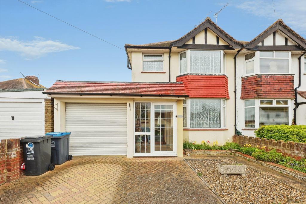 Property photo 1 of 18 Pbox-Img.Jpg