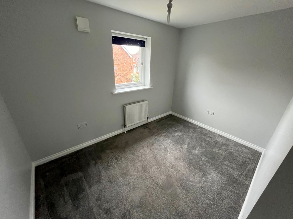 Additional image 10 of 3 bed end terrace house to rentSilver Birch Place, Grimsby DN34