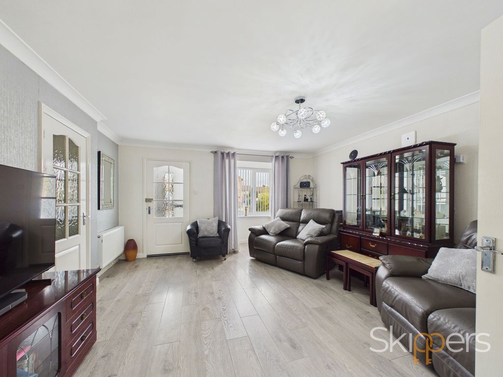 Property photo 3 of 22