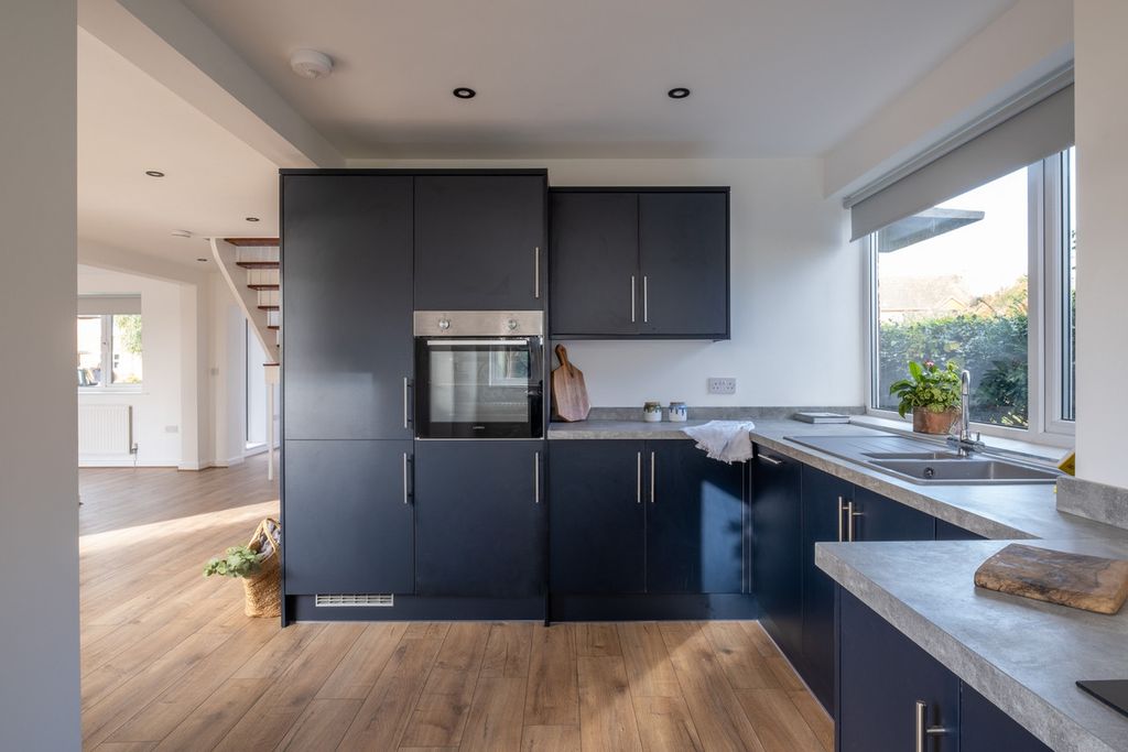 Additional image 11 of 5 bed detached house to rentHampton Road, Warwick CV35