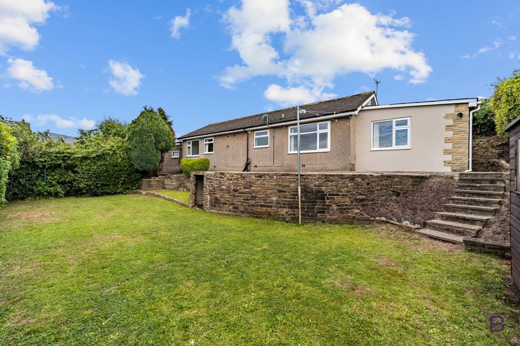 Property photo 1 of 41