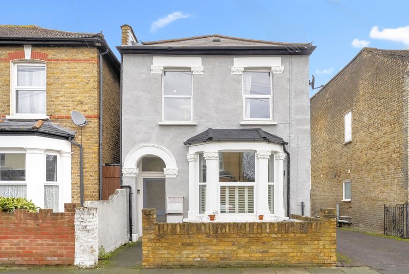 Property photo 1 of 19 Photo 16