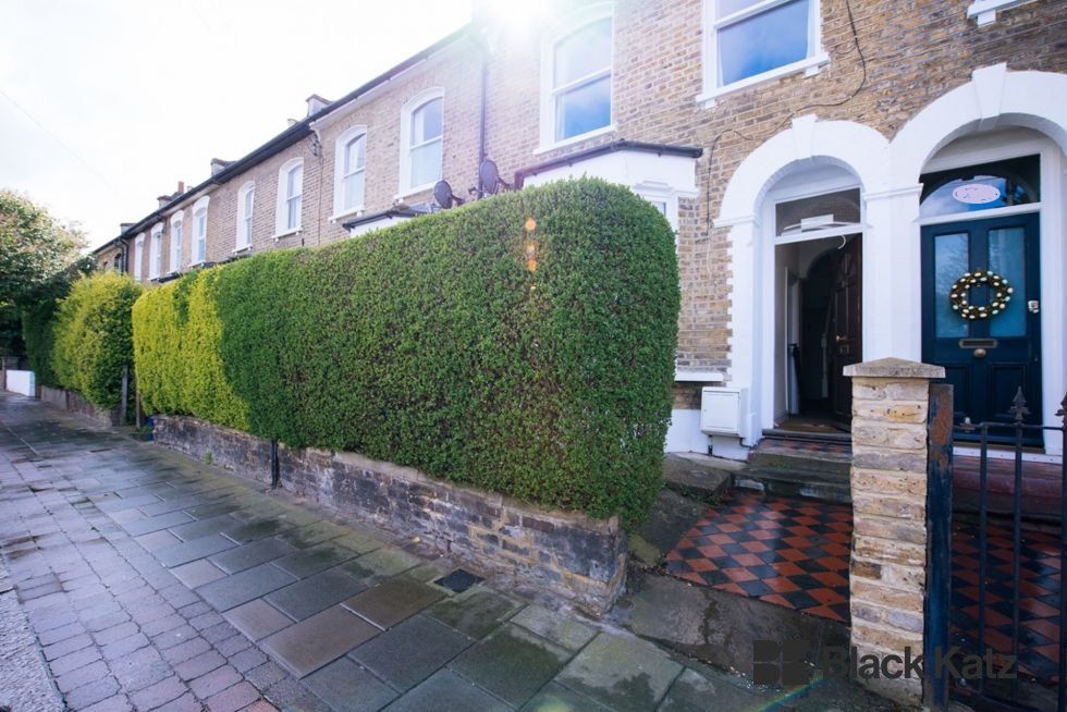 Property photo 1 of 7
