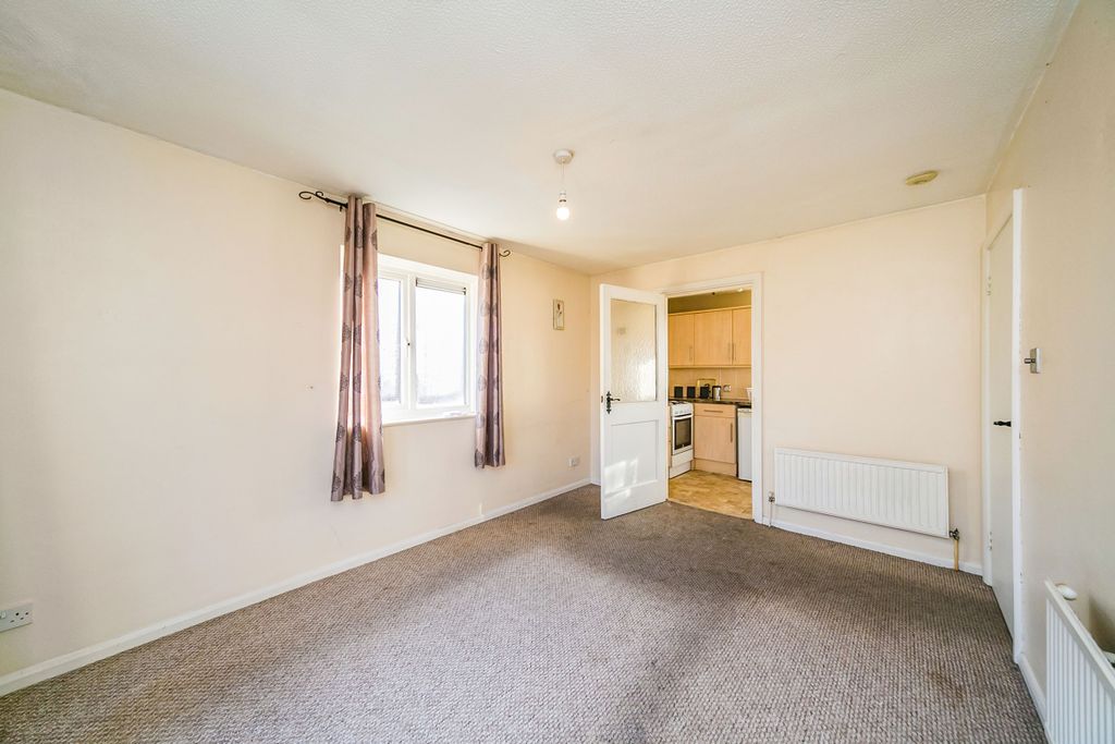 Property photo 3 of 8 5d1E7E6c-dc23-4Dfc-A