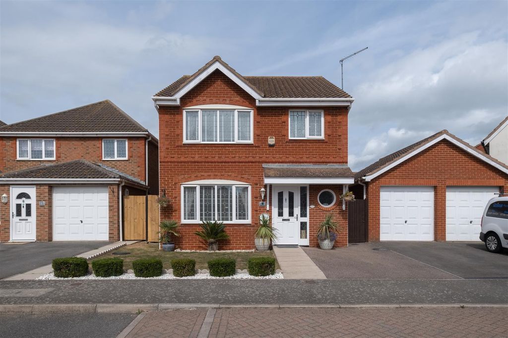 Property photo 1 of 25 Petrel-31.Jpg