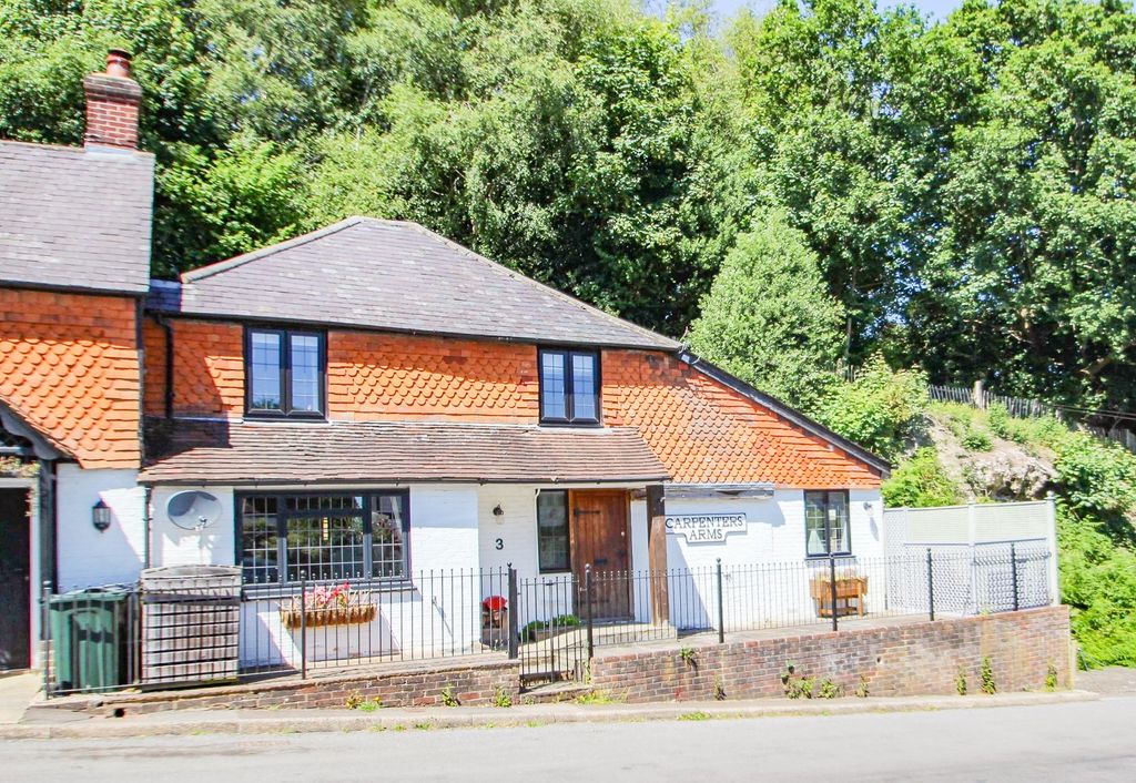 Property photo 1 of 18 Main Photo