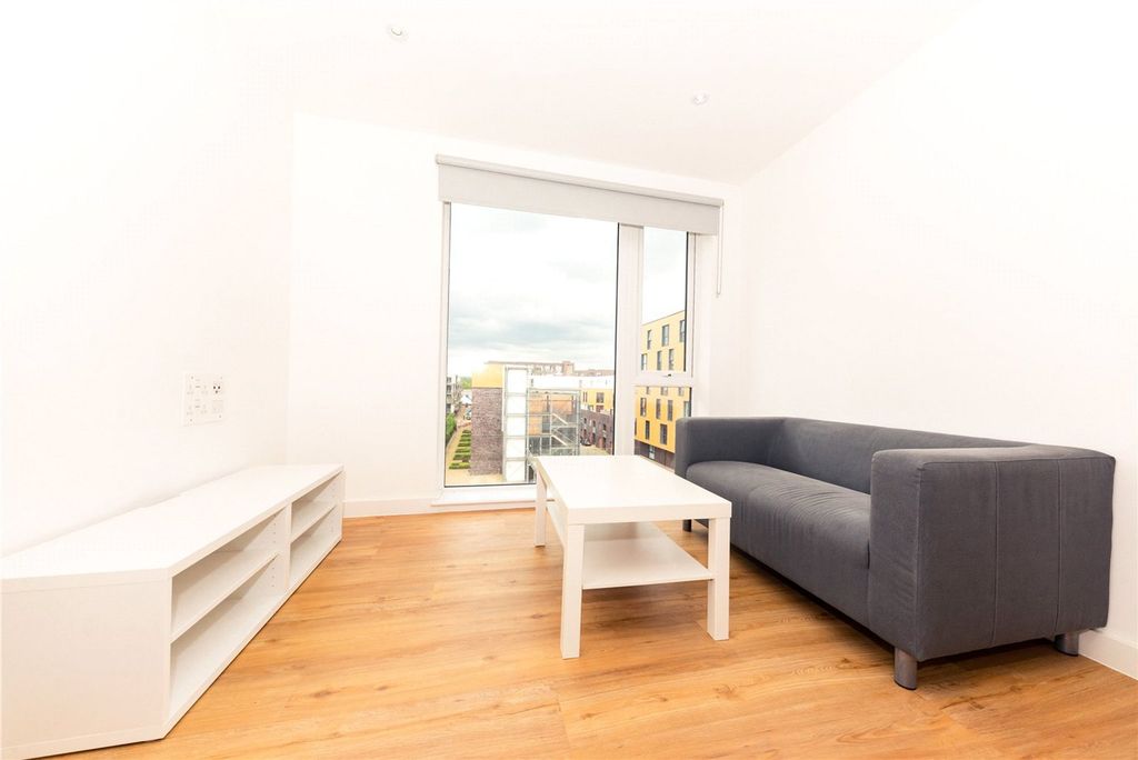 Property photo 1 of 6