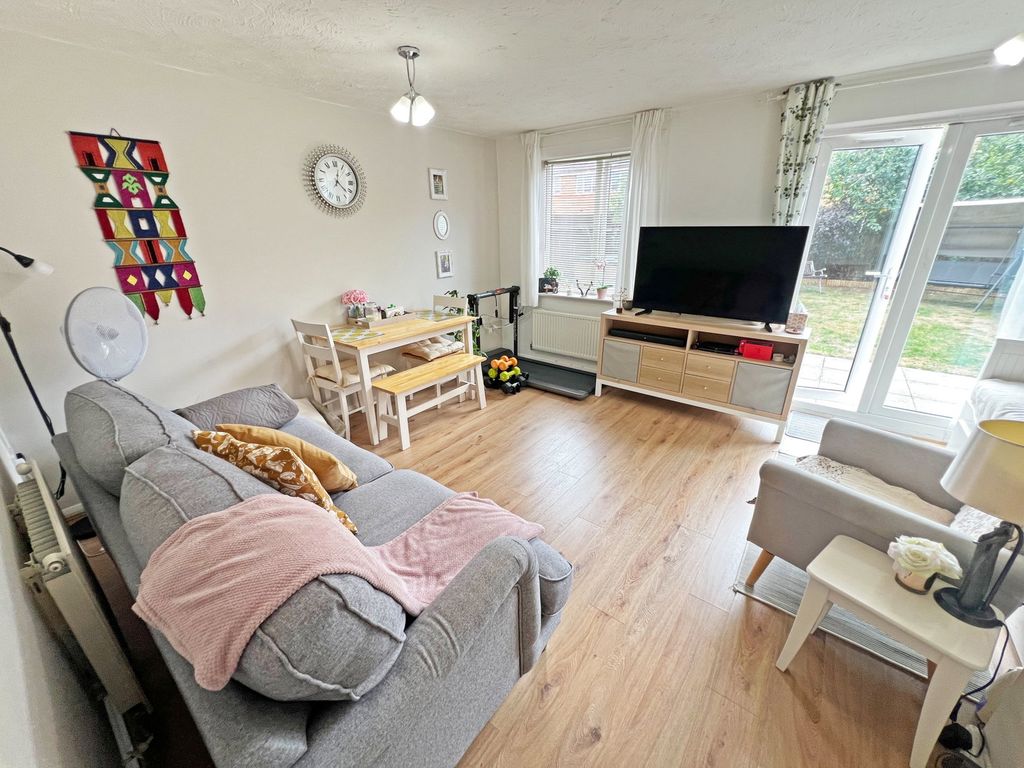 Property photo 2 of 17