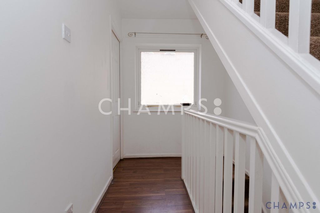 Property photo 2 of 21 Gallery