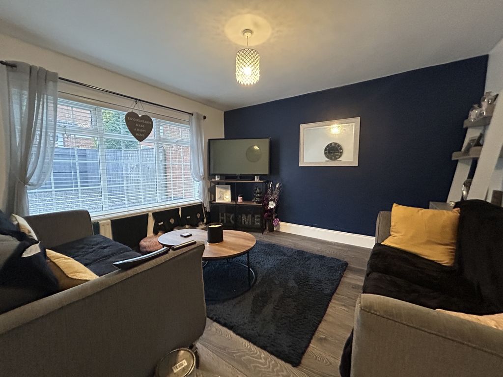 Property photo 2 of 11 Img_3980