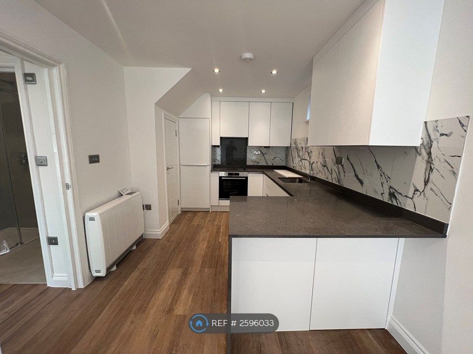 Property photo 1 of 9 Kitchen