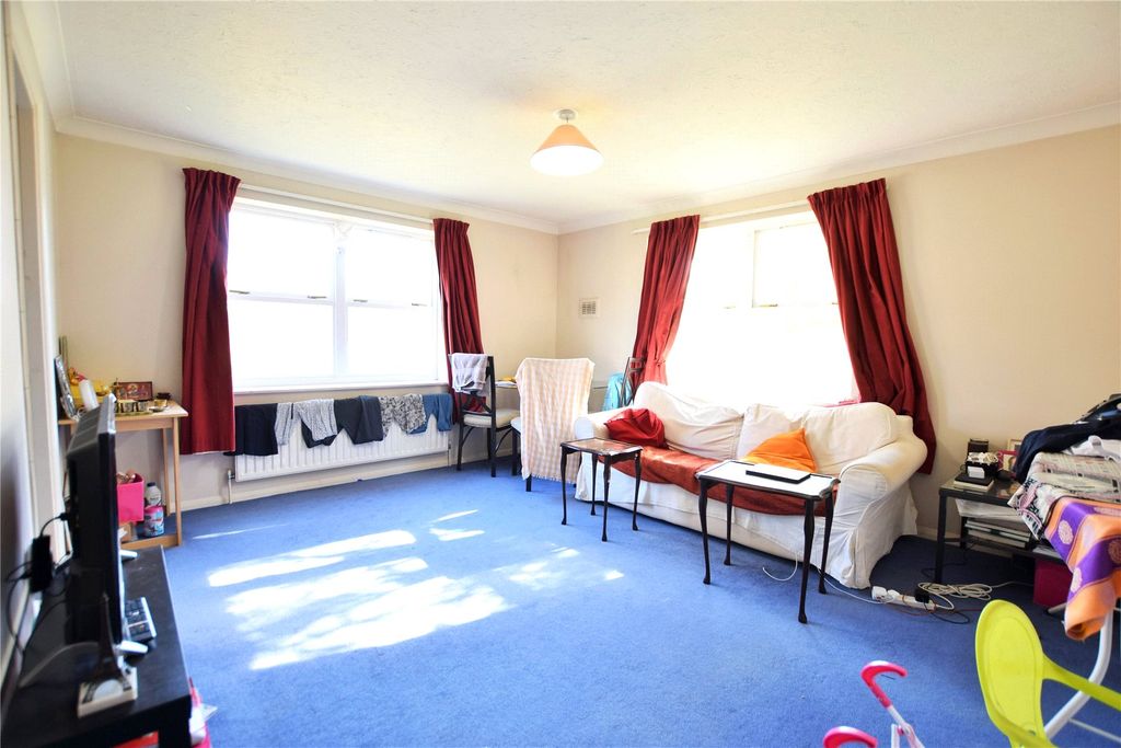 Property photo 3 of 5 Picture No. 02