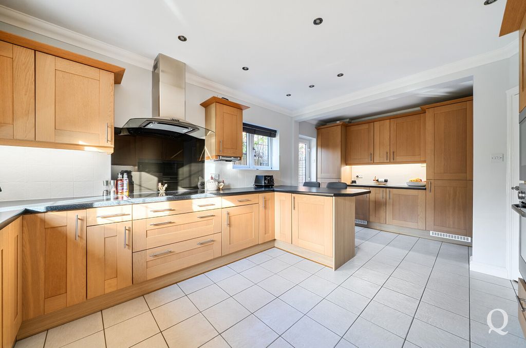 Property photo 2 of 45 59A1d2E2-E5Ed-474...