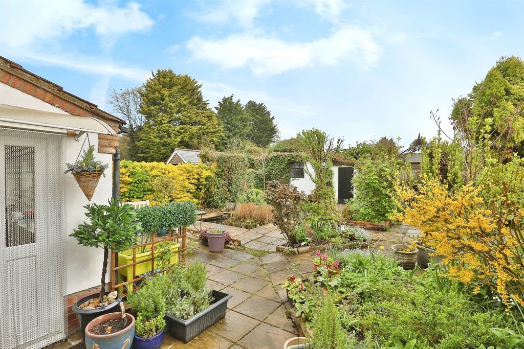 Property photo 3 of 17