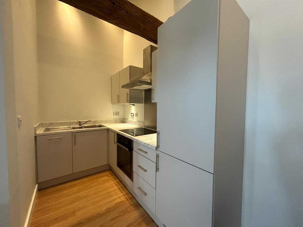 Property photo 3 of 11 2.Jpg