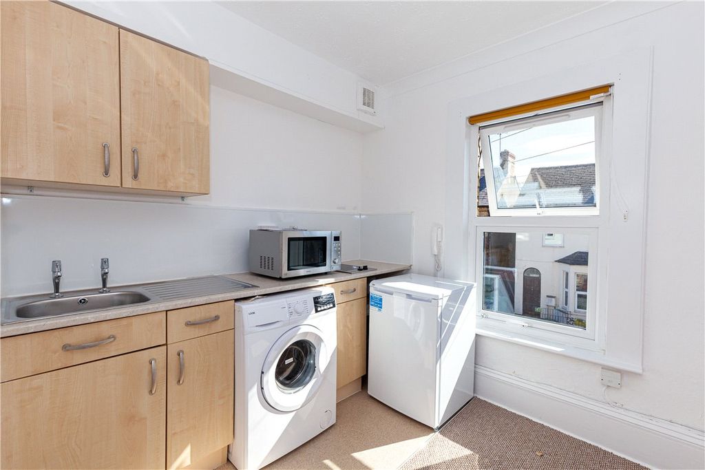 Property photo 2 of 6 Picture No. 02