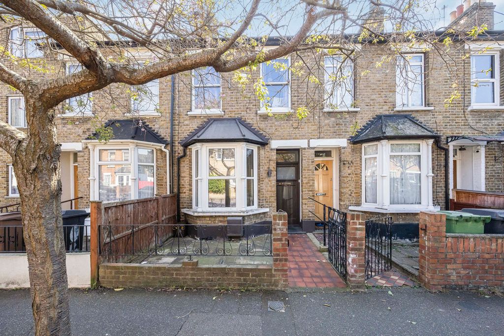 Property photo 1 of 15