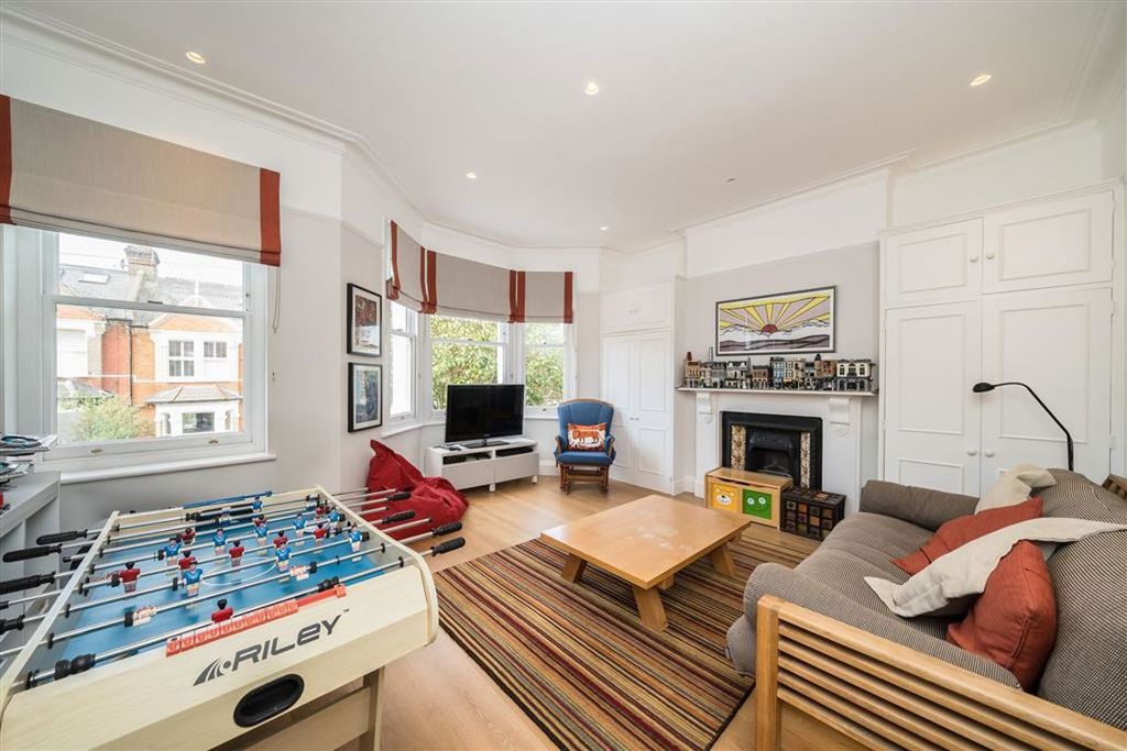 Property photo 3 of 13