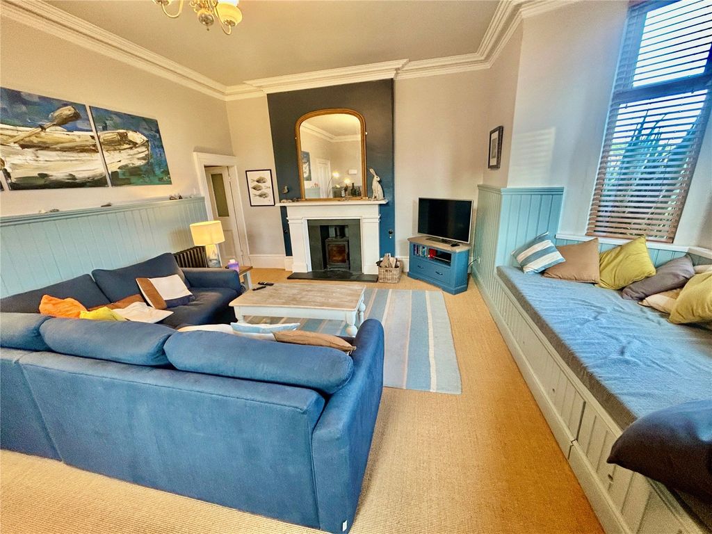 Property photo 3 of 37 Picture No. 37