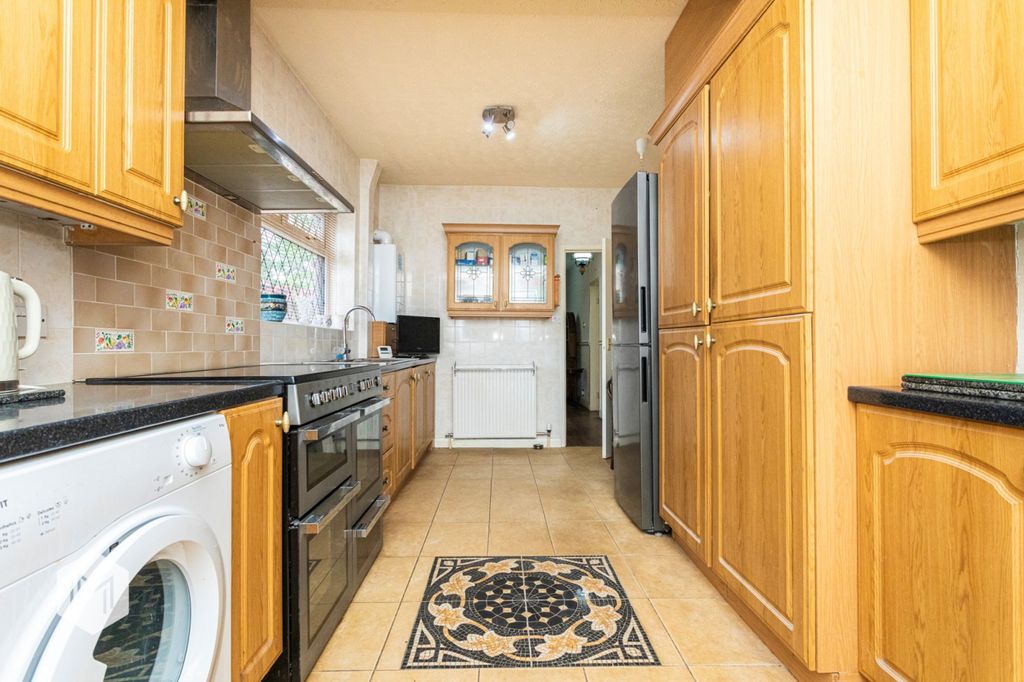 Property photo 3 of 24 Picture No. 08