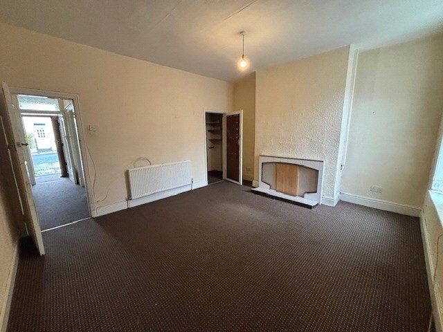 Property photo 3 of 8 Picture No. 05