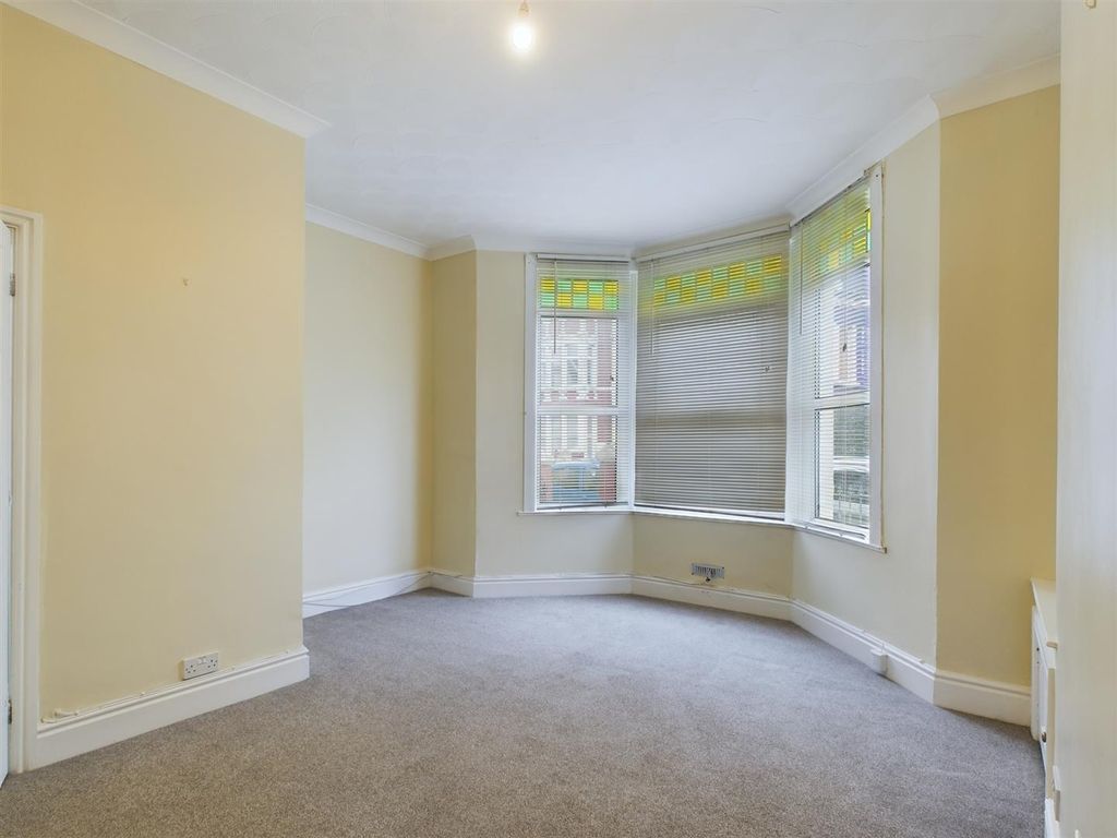 Property photo 3 of 14 Cam02295G0-Pr0040-Still002.Jpg