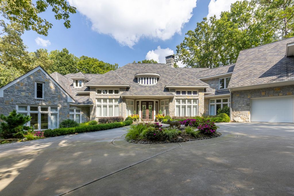 Property photo 1 of 70