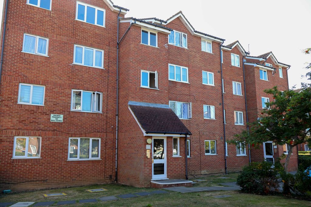 Property photo 1 of 16