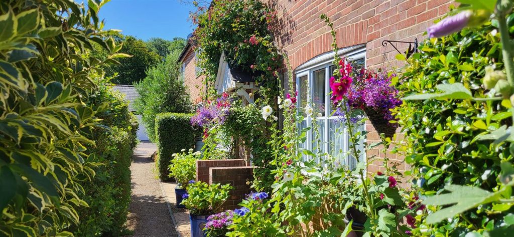 Property photo 2 of 19 Img_0972.Jpg