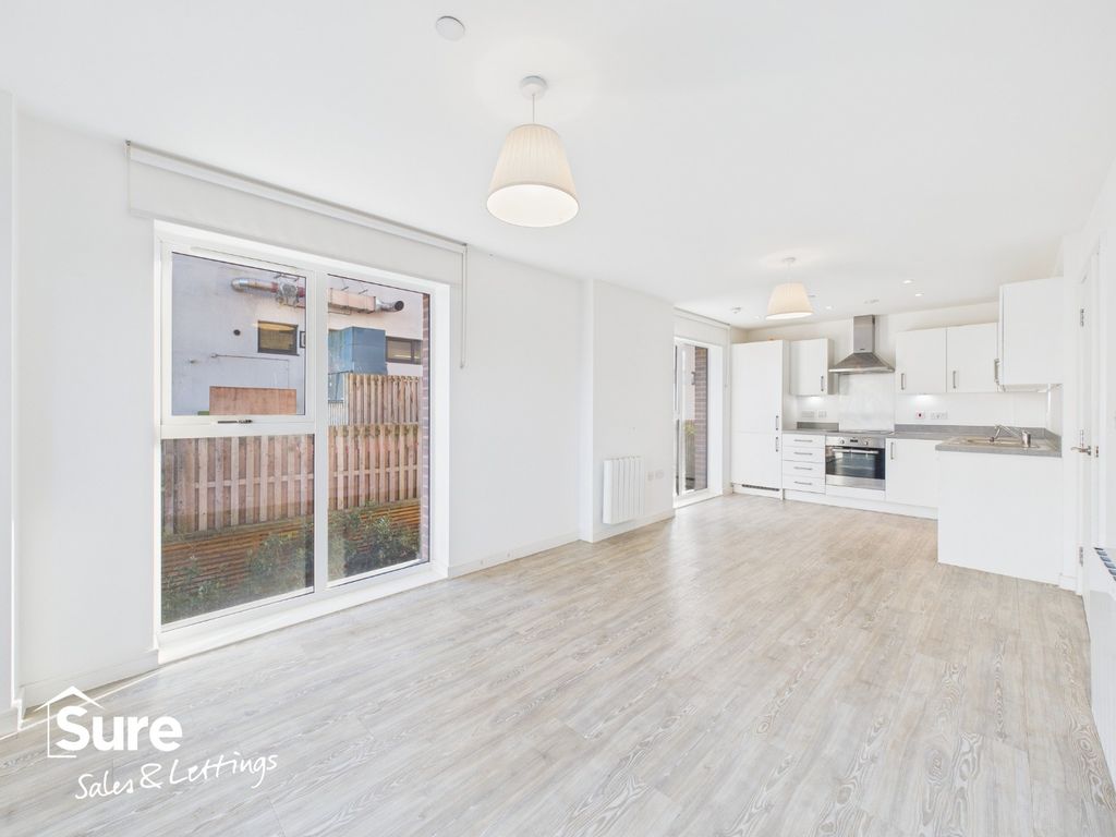 Property photo 2 of 25 4720612