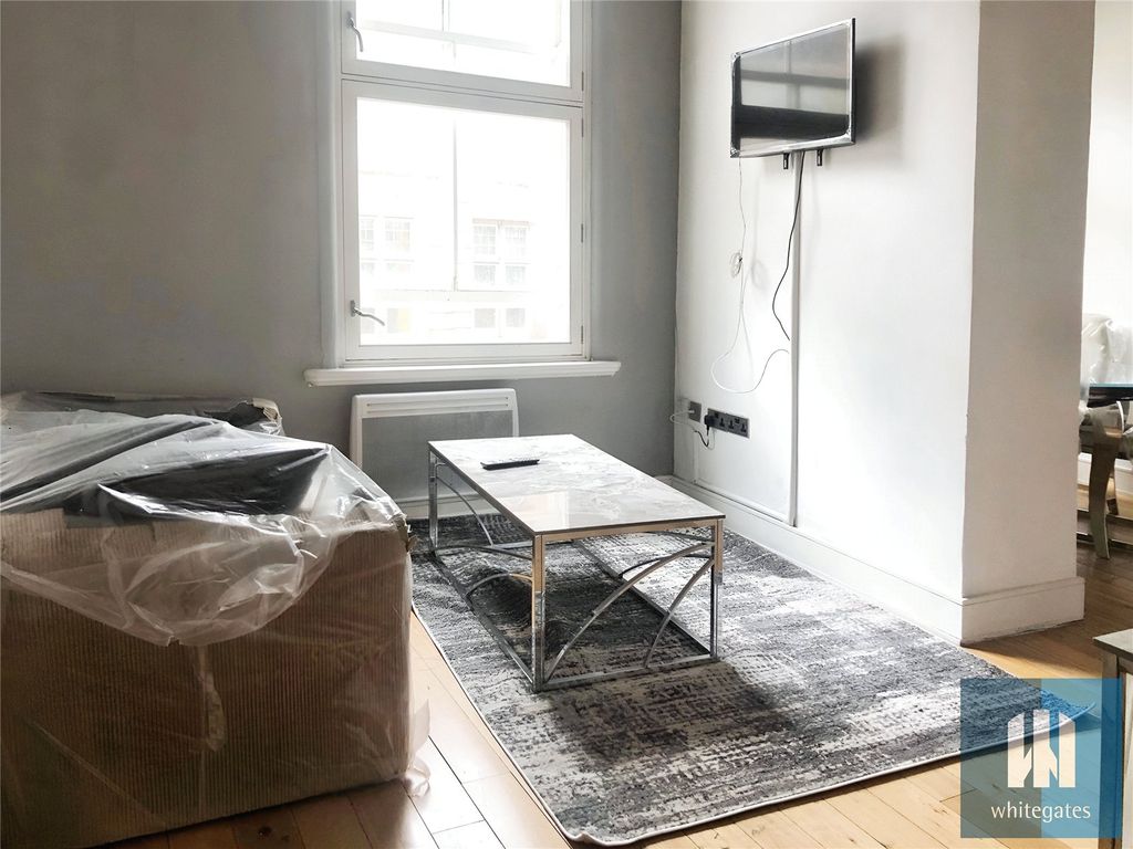 Property photo 3 of 8 Picture No. 13