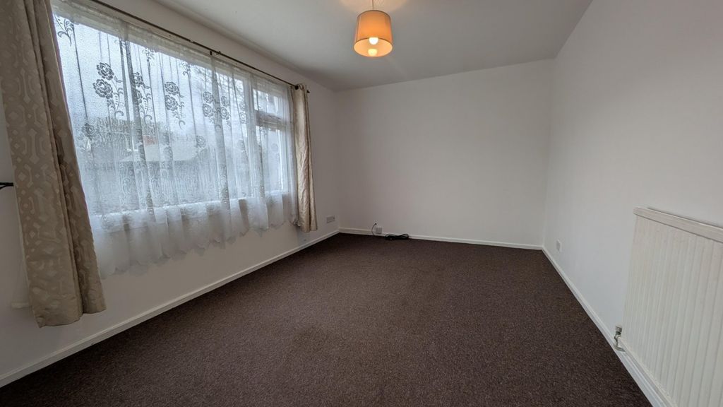 Property photo 3 of 10 Picture 3