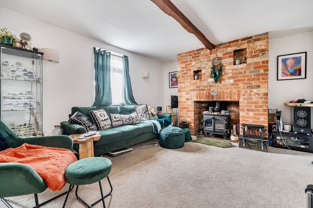 Property photo 3 of 17