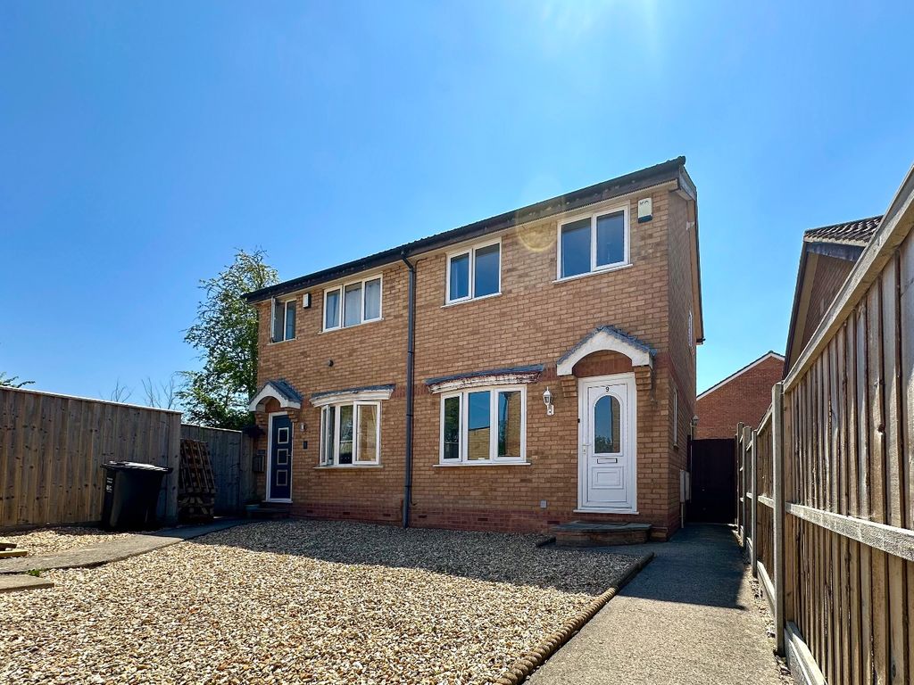 Property photo 2 of 15 4734213