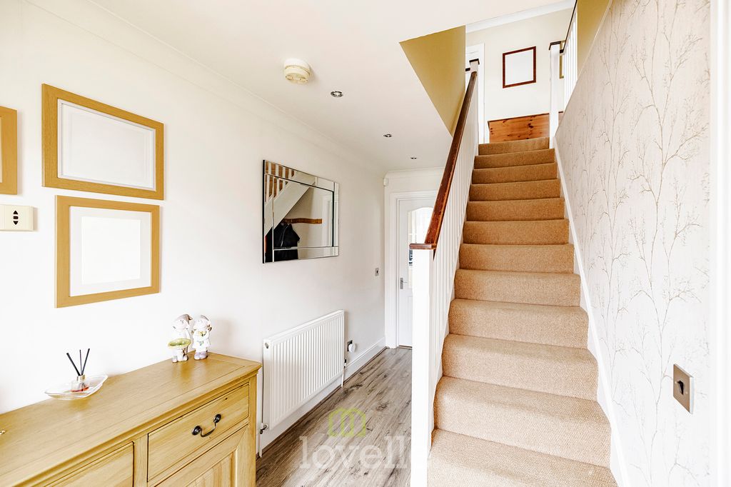 Property photo 2 of 30