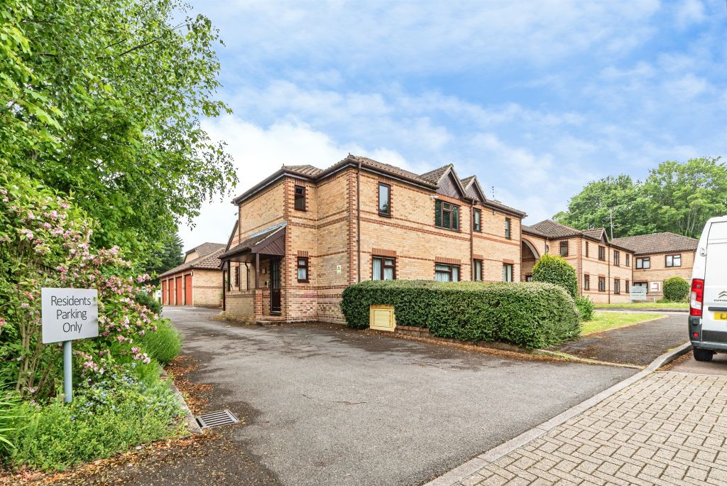 Property photo 1 of 18