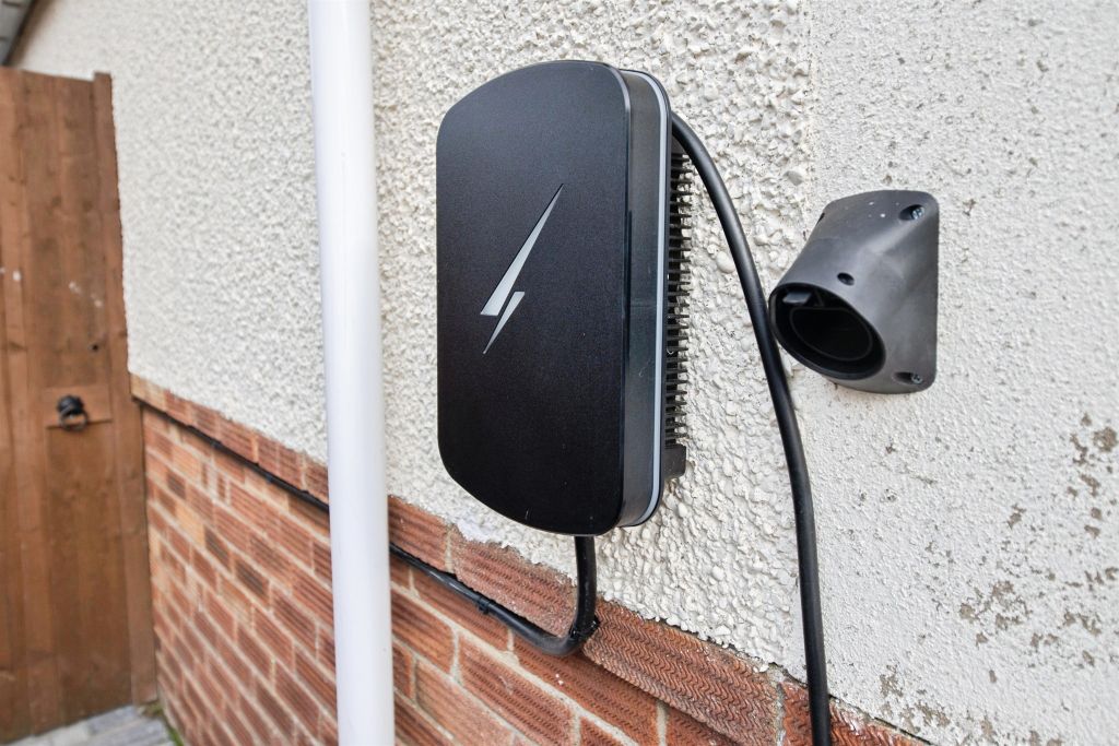 Property photo 3 of 17