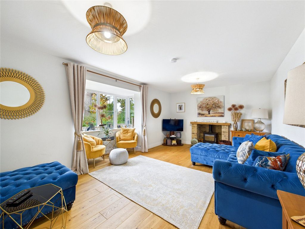 Property photo 3 of 27 Picture No. 19