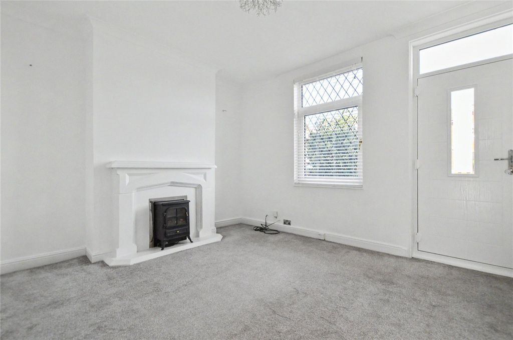 Property photo 2 of 15 Picture No. 04