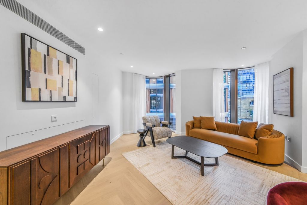 Property photo 1 of 35 Dsc_1997_High