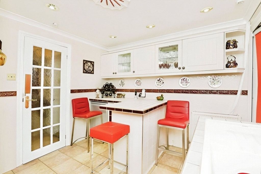 Property photo 2 of 13 Kitchen