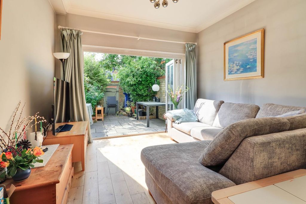 Property photo 2 of 15 Img (14).Jpg