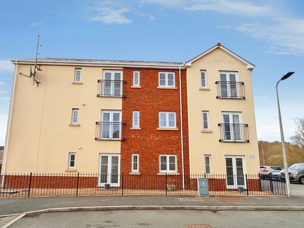 Property photo 1 of 23 5024780